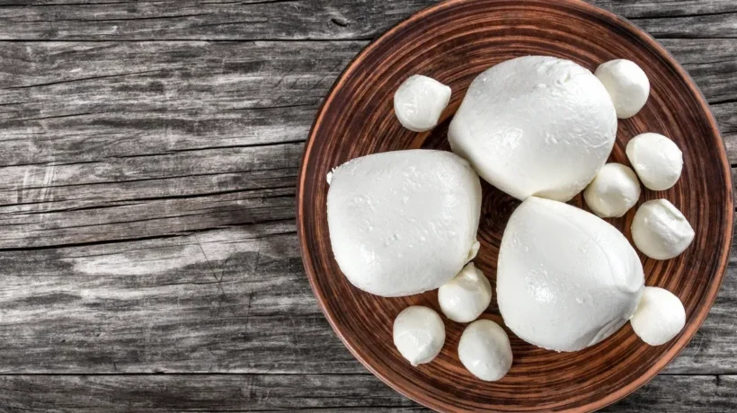 Mozzarella, antica meraviglia italiana. Donata dai monaci e amata dal Papa