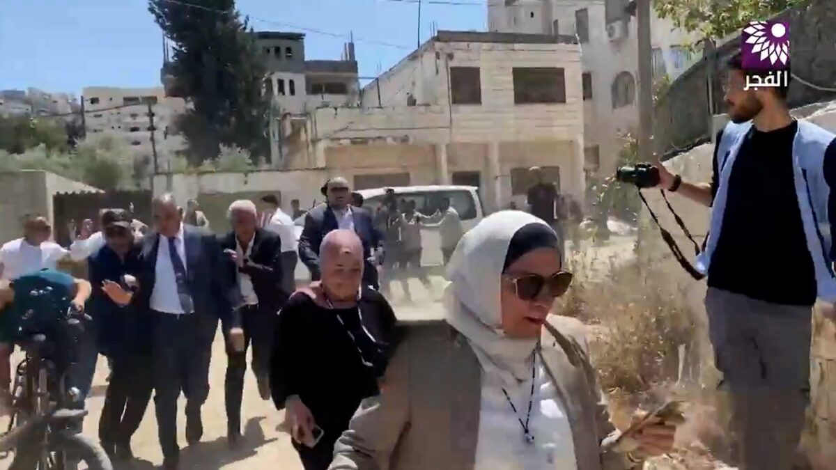 L’Idf spara verso i diplomatici. Ira globale