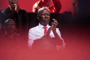 Un capo sudafricano rivendica lo slogan: «Uccidiamo i boeri»