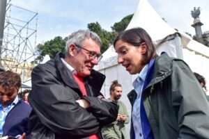 Lotta al Jobs act e stipendio minimo. La Schlein «svende» il Pd a Landini