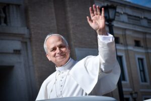 La tela diplomatica vaticana prende forma