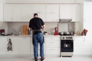 Invecchiamento e famiglie a pezzi: vivono da soli 9,3 milioni di italiani
