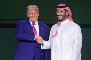 A Riad Trump disegna il suo Medio Oriente e apre a turchi e Iran