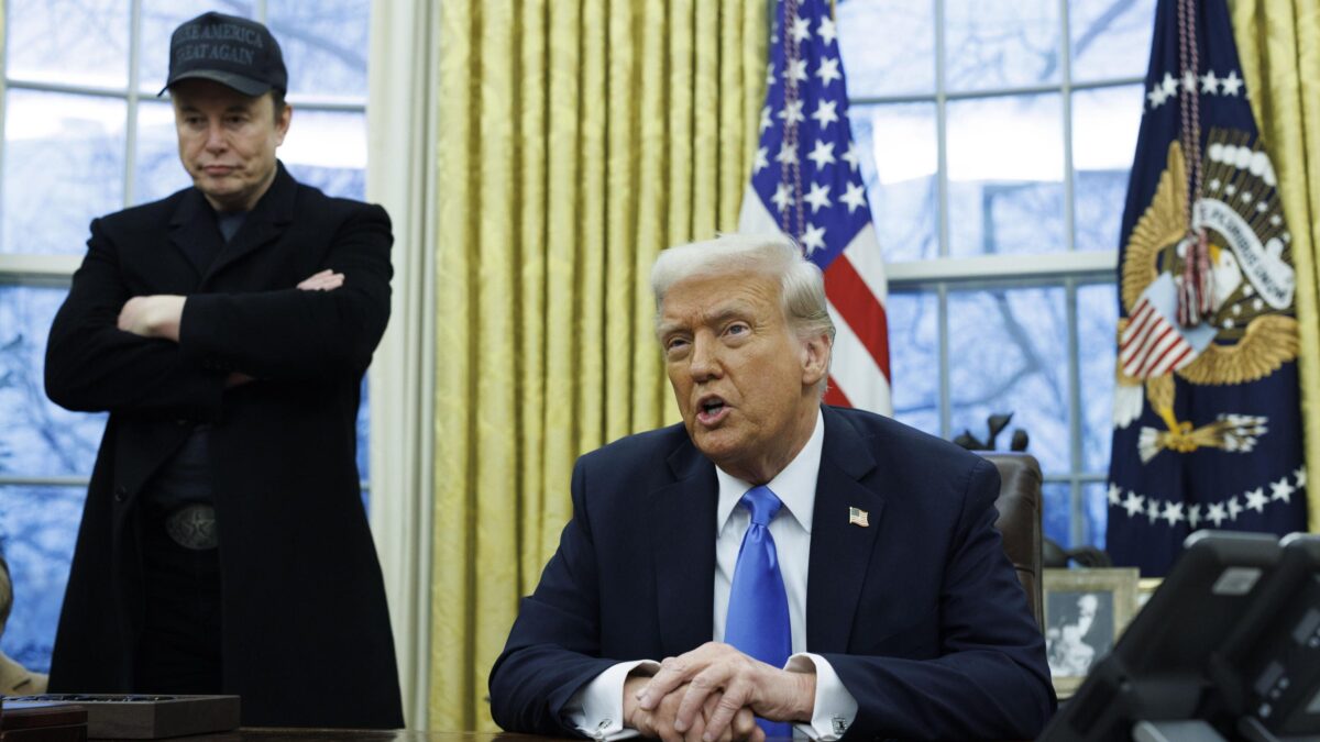 Trump rende onore a Musk: «Ha cambiato il nostro Paese e il Doge non finisce qui»
