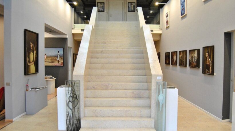 Erwin Olaf, in memoriam. In mostra a Brescia