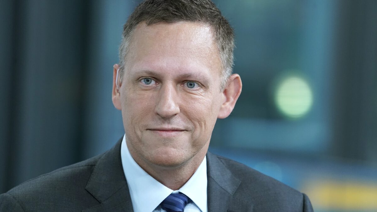 «L’Illuminismo ha spento l’uomo». Il miliardario Thiel reinveste su Dio