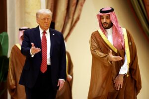 I Paesi islamici mollano gli ayatollah: sono pronti al nuovo dominio saudita