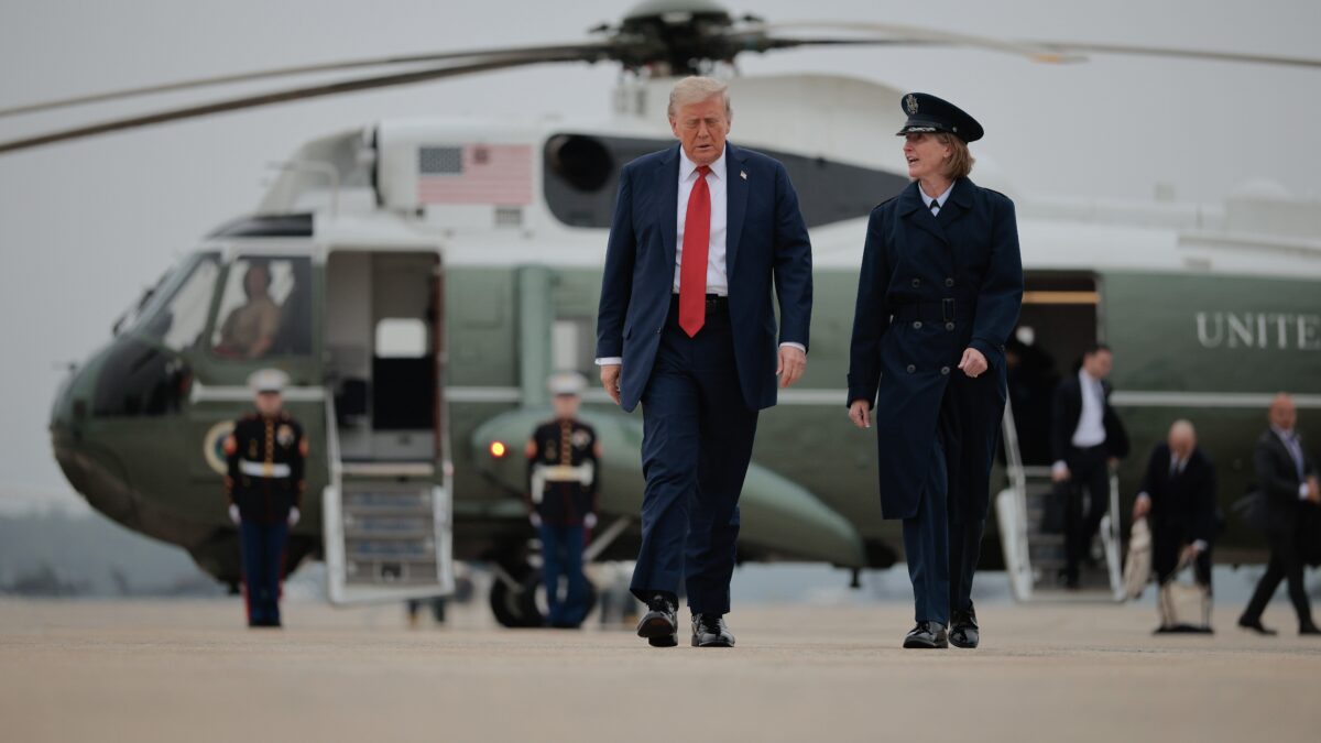 Dazi al 10%, Usa e Ue verso l’accordo. L’America corre grazie a The Donald