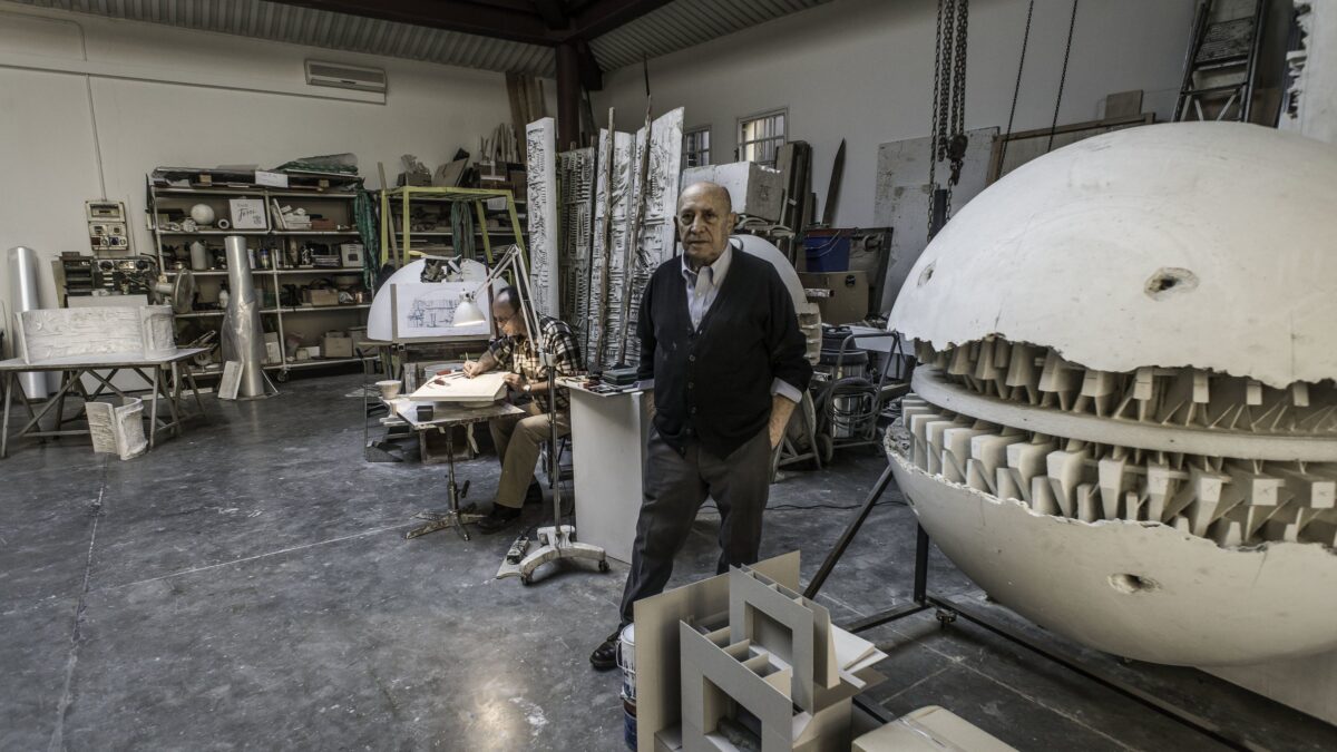 Addio allo scultore della fragilità