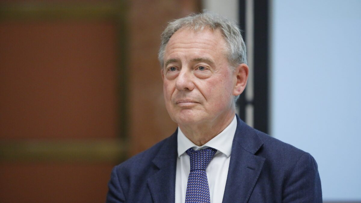 Sorpresona: levi l’euroburocrazia e le aziende tornano a investire