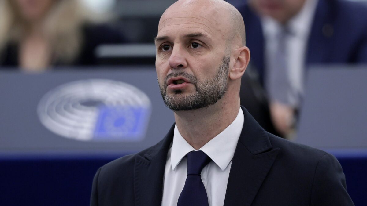 Procaccini: «I media hanno già creato il mostro»