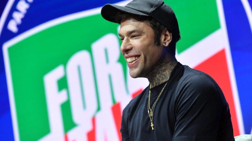 Fedez da Forza Italia per rifarsi l’immagine