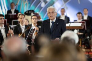 Mattarella a Israele: «Inaccettabile non applicare il diritto umanitario»