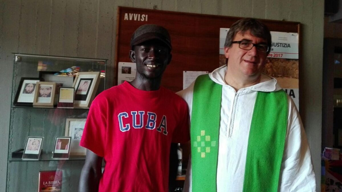 Finalmente hanno sbaraccato la parrocchia dei clandestini
