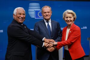 Il Consiglio dei 27 vuole arsenali pieni. Entro ottobre la road map per farlo