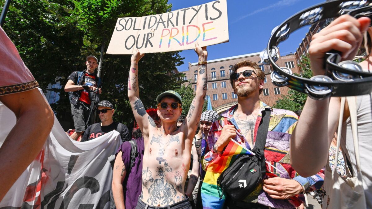 Il pride di Budapest sbugiarda gli attacchi Ue a Orbán «dittatore»