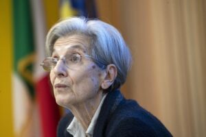Chi ha distrutto i ragazzi adesso dà lezioni