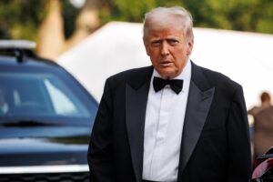 Stavolta per Trump è un dilemma: cambio di regime o ruolo da paciere?