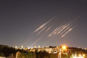 «Arsenale di Teheran alla fine». Ma Tel Aviv spende una fortuna