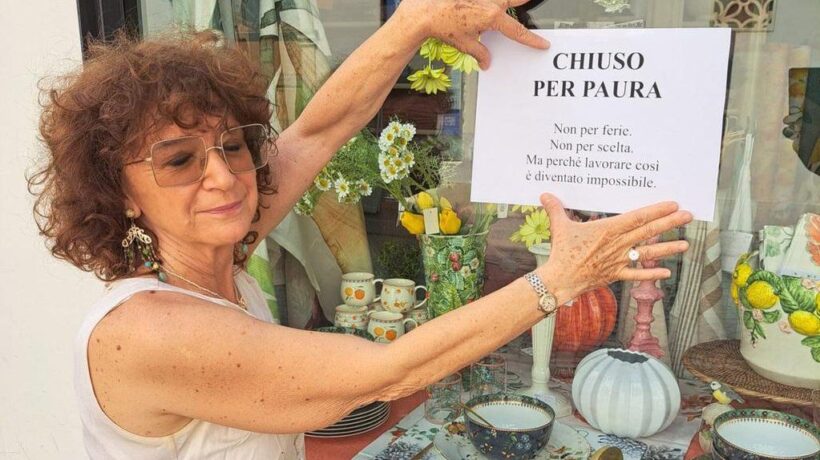 Chiude il negozio perché è terrorizzata. Chi la minaccia non si può espellere