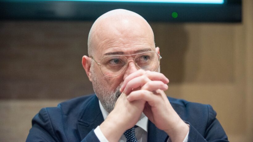 La notte dei lunghi coltelli del Pd. Bonaccini e i riformisti scalpitano