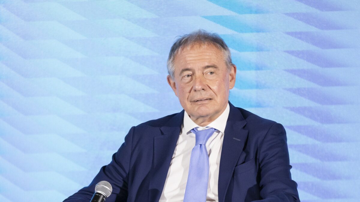 «Interessati a Ilva non solo gli azeri ma anche gli americani e gli indiani»