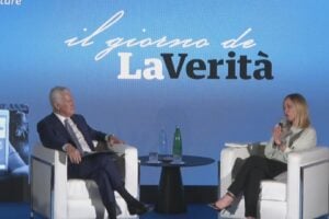 Belpietro intervista il premier Meloni a «Il giorno de La Verità»