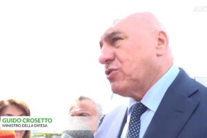 Leonardo, Crosetto: «L’Europa recuperi il divario con i satelliti di Musk»