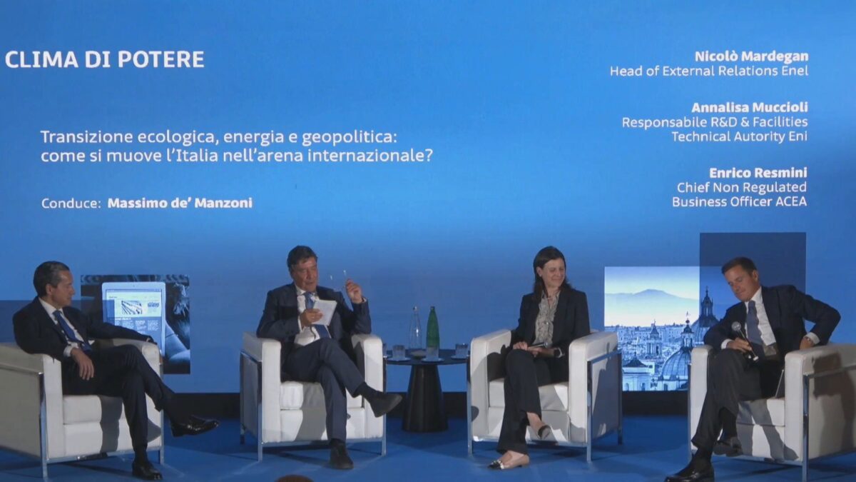 Transizione ecologica, energia e geopolitica: come si muove l’Italia?