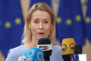 Masochista sull’Ucraina, irrilevante in Medio Oriente. L’Ue colleziona un altro flop