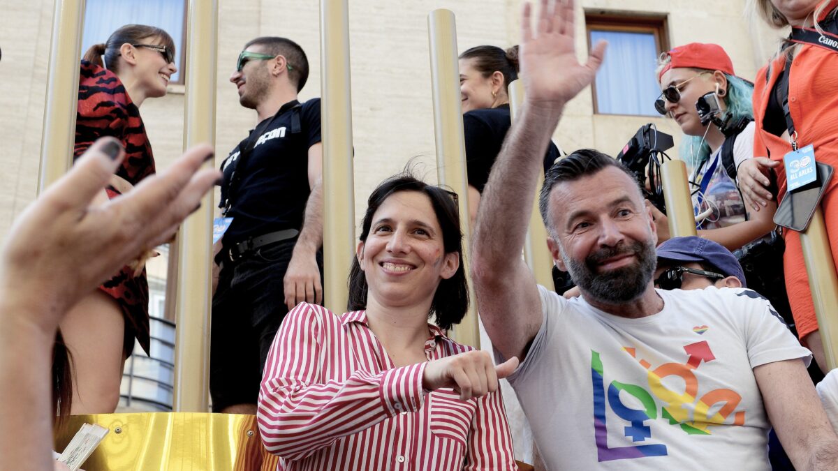 La sinistra arcobaleno sogna un finto martirio al gulasch