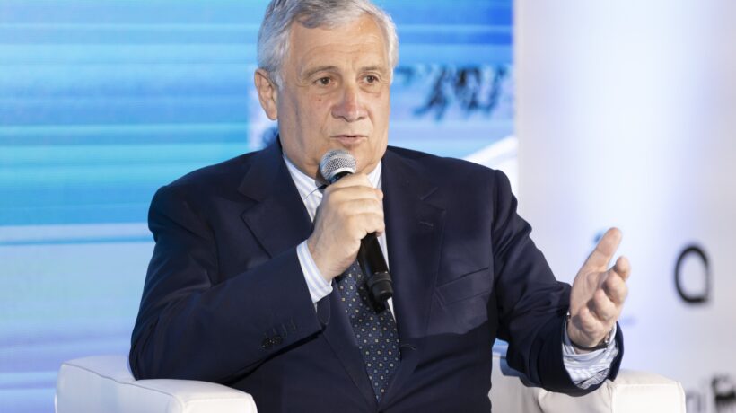 Il ministro degli Esteri: «Da Putin niente pace prima di fine anno»