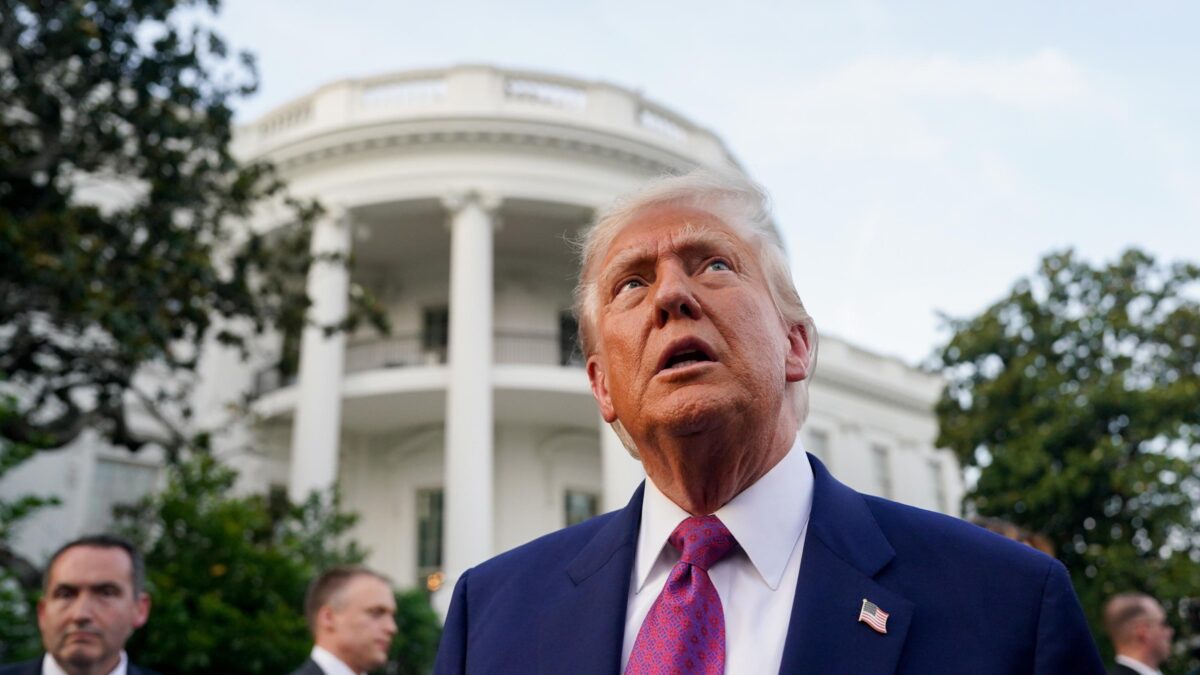 Trump approva i raid: «Attacco eccellente»