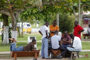 L’Occidente sta importando invidia sociale