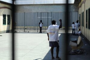 La Consulta ora vuol liberare i clandestini rinchiusi nei Cpr