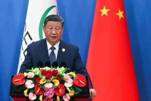 Basso profilo e repressione. Così la Cina si prepara alla nuova Guerra Fredda