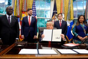 Trump mette pace tra Congo e Ruanda. E il motivo sono sempre le materie prime