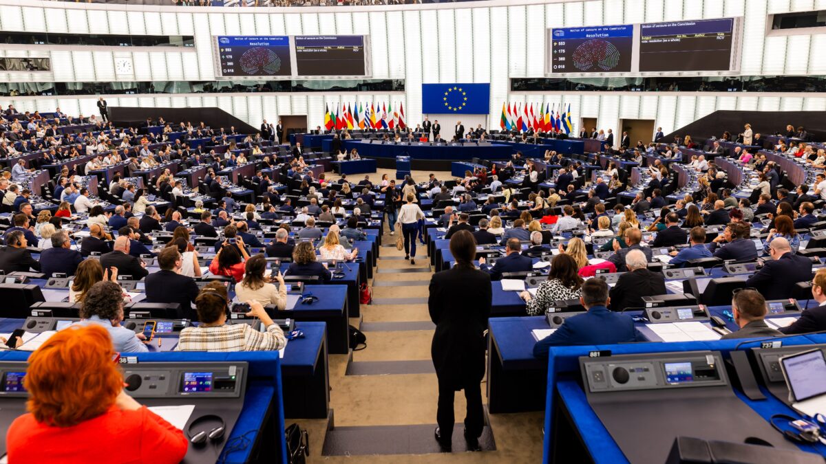 Crollo dei consensi per la Baronessa