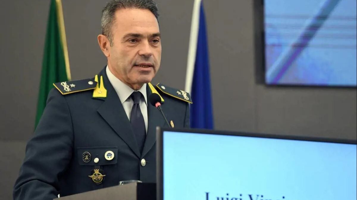 Operazione «Skyhawknet»: Finanza e Dogane scovano jet di lusso che non pagano le tasse