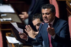 Caso Rear, dem nei guai pure a Torino. «Soldi pubblici alla famiglia di Laus»