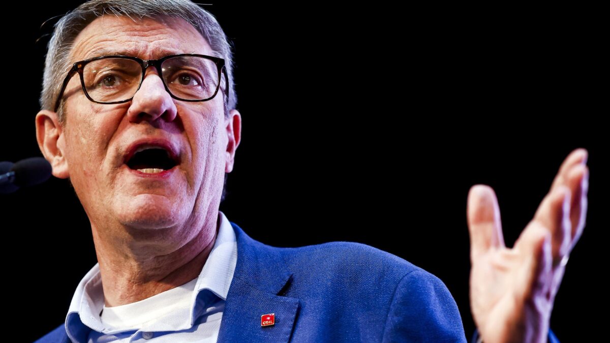 Landini fa opposizione contro la legge che assicura più poteri ai lavoratori