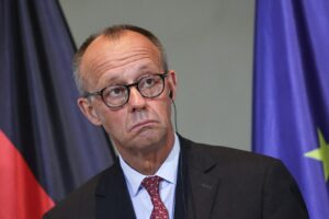 A Monaco un aeroporto per le espulsioni