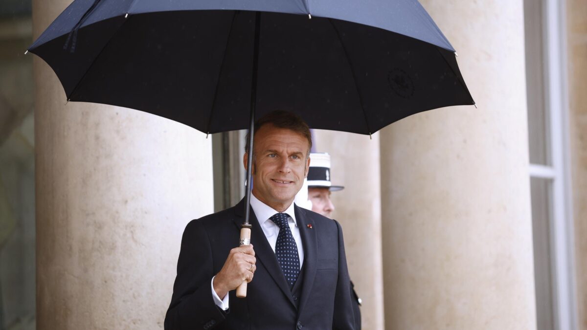 Gaza, Macron fa il bullo con Israele: «Riconosciamo lo Stato di Palestina»