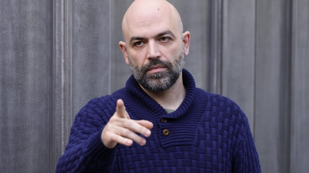 Il lagnoso «recluso» che vive in tv e nei teatri