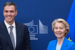 La crisi di Sánchez in Spagna scopre la Von der Leyen. Ora è senza il pilastro rosso