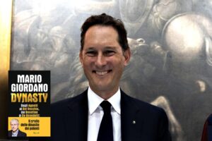 Gli Elkann ora la sparano grossa. Innocenti ma sganciano 175 milioni