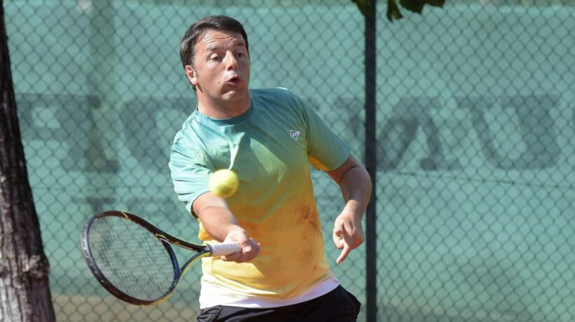 Renzi si dà al tennis per farsi notare e soffia sul fuoco della grana Finals
