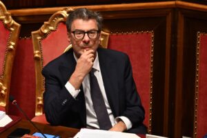 Aumentano le richieste di prestiti. Piazza Affari ai massimi da 18 anni