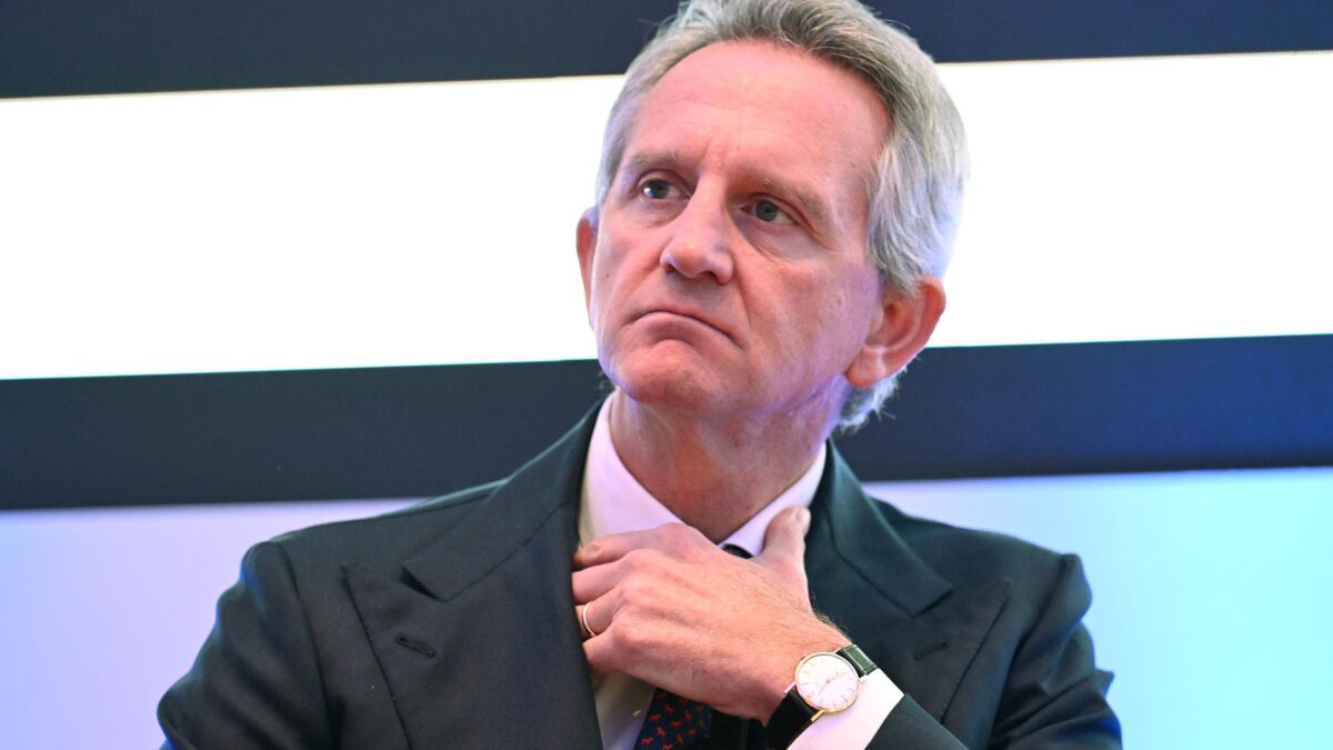 Nagel arroccato dice l’ultimo no a Mps. Più Francia in Bpm