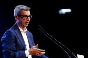 Pd pronto a ricomprare il gas russo pur di colpire l’America di Trump